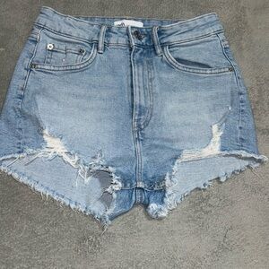 Zara Women's Blue Denim Shorts